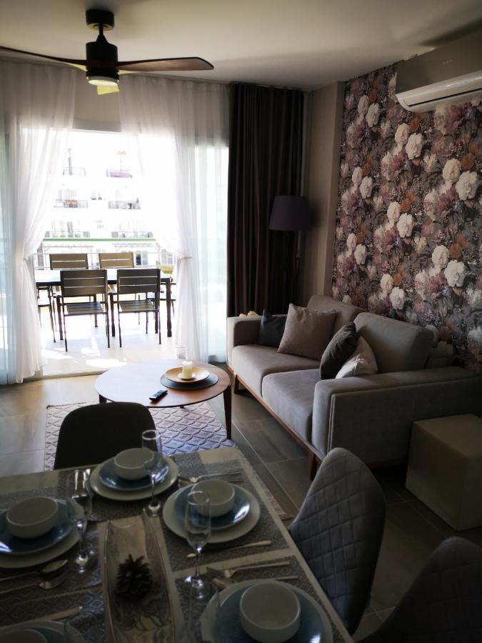 Seaside Modern Holiday Home For Family Vokolidha Kültér fotó